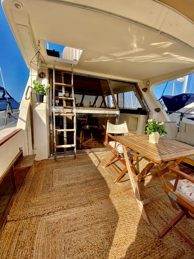 Отель Panaby Houseboat Палермо Экстерьер фото
